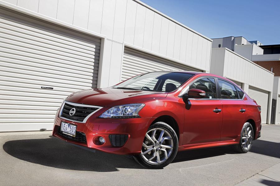  Nissan Pulsar SSS Sedan 2015 года  (фото 26 из 30)